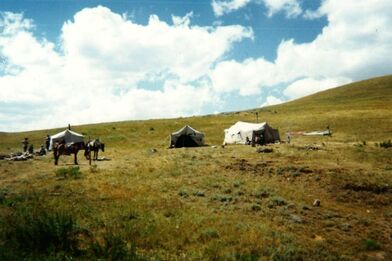 Jurty - typická obydlí v Kyrgyzstánu a Kazachstánu