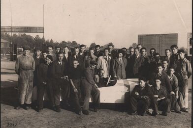 Zaměstnanci Tatry podílející se na vývoji a stavbě vozu, 1949